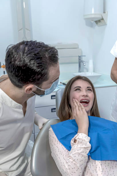 Best Emergency Dentist for Knocked-Out Tooth in Quitman, MS